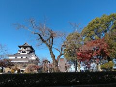 まずはお城から！国宝ですから、期待も高まります♪(^o^)