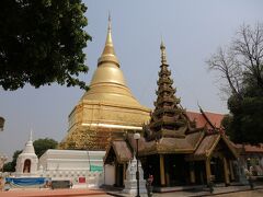 ワットプラケオの仏塔