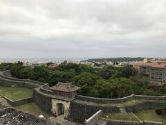 火災で大部分が焼失した首里城。でも雰囲気は楽しめました。