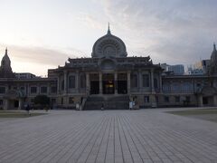 イメージしていた築地本願寺とは違うので驚いた。