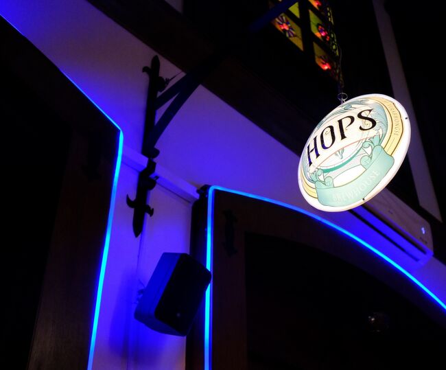 お客さんが少ないので初めて店内の写真を多く撮らせていただきました。