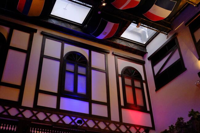 お客さんが少ないので初めて店内の写真を多く撮らせていただきました。