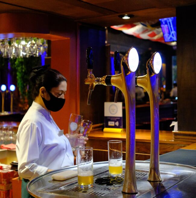 お客さんが少ないので初めて店内の写真を多く撮らせていただきました。