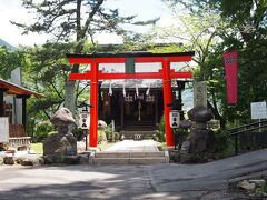 山家神社の拝殿への参道の途中に真田神社があります。拝殿に参拝したあとにお参りしました。真田神社には、真田三代（真田幸隆公･真田昌幸公･真田信之公･真田信繁公）が祀られています。