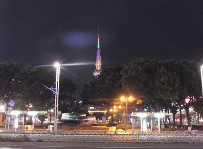 栄のあたり名古屋テレビ塔が見えます。