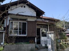 久々～
cafe坂の下

ドラマ見てて、ずっと来たくて、
そしてついに（昔昔だけど）、息子がまだお腹にいた頃来たな～
抹茶パンケーキ食べたかったんだよね～
妊婦だから3段をペロッと食べちゃったよね。