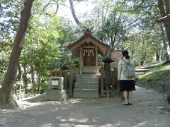 まず祓社で心身を清めます。
ご挨拶を済ませました。
