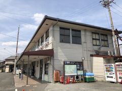 新金谷駅にやってきました。