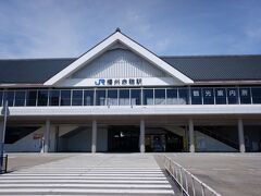 　播州赤穂駅に到着。京阪神方面からの新快速の終点としても有名ですが、最近は播州赤穂まで直通する電車が減っています。降りたのは20年以上ぶりくらいです。