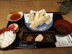 ●円相 くらうど＠アクティブG

「鮎の天ぷら定食」にしました。税込みで1350円です。