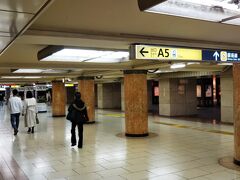 まずは「東京メトロ／銀座線 三越前駅」からスタート☆
ま、半蔵門線の三越前駅でもいいんですが。笑

あと「ＪＲ総武線 新日本橋駅」にもつながっています。