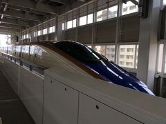 上越妙高→糸魚川まで自由席1駅13分の乗車。新幹線eチケットを購入すると、2日間有効の北陸周遊乗車券が購入できます。これで北陸の第三セクターを通過する予定です。
