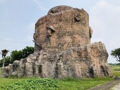 黒島港と東筋集落を結ぶ県道脇にある展望台。