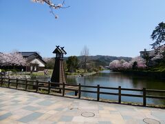 次に訪れたのは鹿野町（今は合併し鳥取市の一部）。鳥取市街をすり抜けつつ西に40分ほど走って、昼前に着きました。