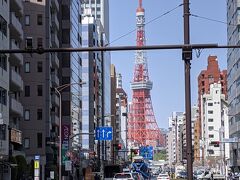 スタートは三田、
所用のついでに都内の桜を見物しつつ、運試しの道中です。