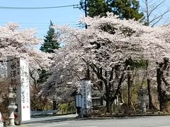 満腹になった後は、伊香保方面へ車を走らせる。
まずは水沢観音へ。