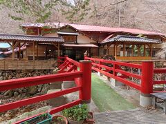 霧積温泉　金湯館