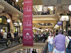 クイーン・ヴィクトリア・ビルディング(Queen Victoria Building, QVB)で。これもブルーな気持ちで撮影した1枚だったと思う。