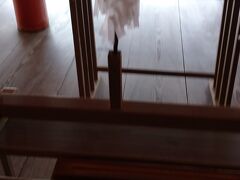 厳島神社に参拝です。
玉串でお祓いです。