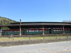 おぎのやを出て、横川駅 (群馬県)に隣接した碓氷峠鉄道文化むら　の前を通って・・

ここから迷い道　