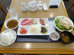 北海道での最後の朝食は、北海道らしくスープカレーをいただきました。
ごちそうさまでした。