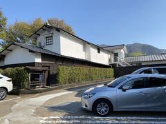 湯布院のメインストリートから

少し入ったところに宿がありました

向かいは陸上自衛隊でした