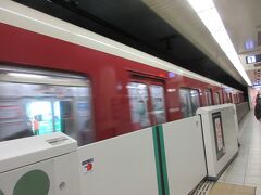 地下鉄烏丸線で京都駅に戻ってきました。