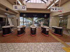 そうこうしているうちに伊豆急下田駅に到着しました。2時間ちょっとで39,000円は少し割高に感じました。