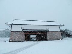 雪は降り続いてるし、寒いし、この辺りで観光を切り上げ、宿に戻りました(^^)

この日の宿は、ドーミーイン金沢です(^^)
