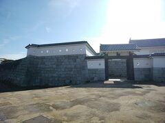 赤穂城跡にきました。近くに無料の駐車場があります。大石神社も直ぐ近くにあります。