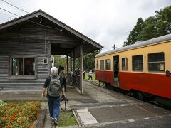 12:27、終点、上総中野に到着。