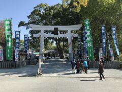 熊本城内に鎮座する加藤神社に参拝。もちろん加藤清正公を祀っています。