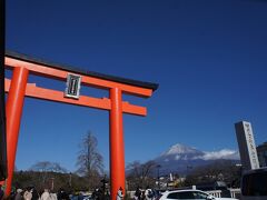 帰る前に寄り道しましょ

富士山本宮浅間大社まで足を伸ばしました