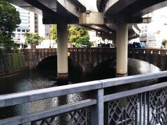 一石橋 (一石橋の親柱)