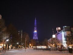 今年は雪まつりも中止になり　大通公園は閑散としていました