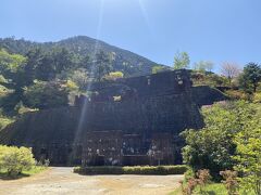 貯鉱庫があるが、台湾の瑞芳の水湳洞　十三層遺址に比べると、しょぼい。
東洋のマチュピチュと言うのもちょっと…