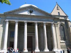 サンピエール大聖堂。