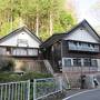 ぬる湯の松の湯温泉、松渓館へ。