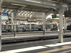 10：55　天王寺駅到着　で、次は何だっけ？そうそう近鉄だわ。
平日の昼間って、こんなに人、少ないのかな。
近鉄に乗り換えて藤井寺に行きます。
