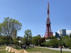 芝公園に入ります。