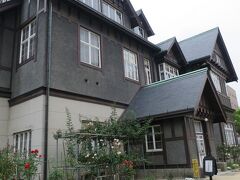 旧門司三井倶楽部は、門司きっての歴史があるレトロな建物です。