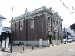 森田銀行
福井県に現存する最古の鉄筋コンクリート造建築