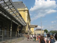 ブダペストでの博物館巡りと乗り鉄を終え、16時30分少し前にブダペスト東駅にたどり着きました。