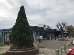 伊豆を目指して一気に高速を走り、平塚パーキングエリアで休憩です。そこで衝撃の情報が∑(ﾟДﾟ)
この先、通行止です！調査不足でした(T . T)