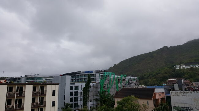 政府検査で突然ボートが欠航。<br /><br />嵐がすでに始まっていて、どちらにせよ欠航だったかも・・・<br />