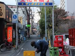 となりにある「文化横丁」も趣があるね。

こちらの方が地方都市の酒場って感じ。
今日は無理だけと次回はここら辺で飲みたいな。