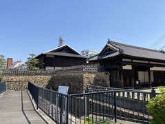 出島。コロナの影響で休館。
ここから休館の連続が始まります。
観光施設よりも街の雰囲気を見たいので、あまり気にしないです。