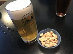 ⑦Grotto⑧ ③LauLauBeach

今回は3日間のダイビングだから、もうお終い。
なので昼からビールの人も。
