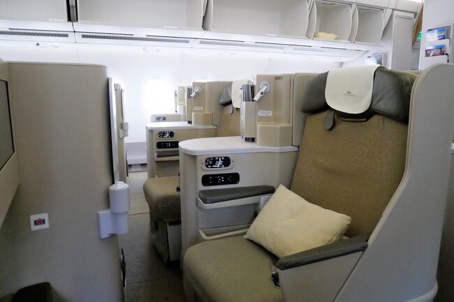 ■ エアバス　A350-900のキャビン