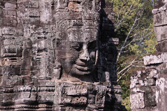 ■ いにしえの京唄子さんに似た像